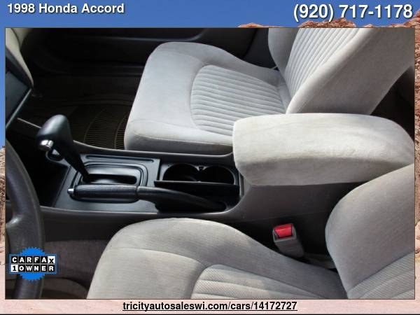 1998 HONDA ACCORD LX 4DR SEDAN Family owned since 1971 - cars & for sale in MENASHA, WI – photo 15