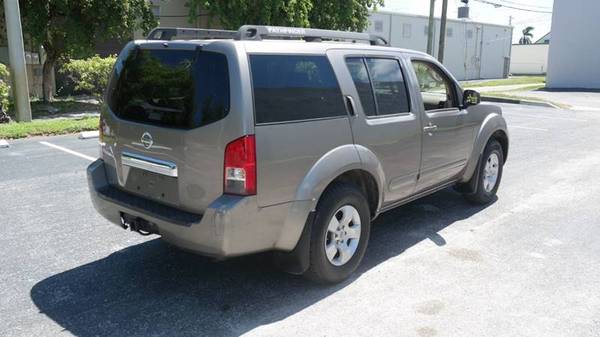 2006 NISSAN PATHFINDER 4x4***3RD ROW***ANY CREDIT APROVED + LOW PAYMNT for sale in Hallandale, FL – photo 11