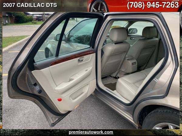 2007 CADILLAC DTS - cars & trucks - by dealer - vehicle automotive... for sale in Alsip, IL – photo 16