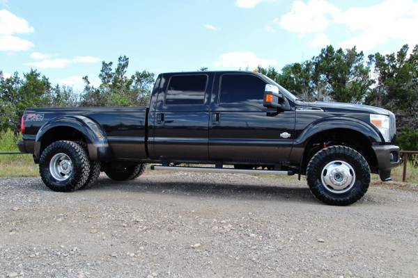 2015 FORD F350 KING RANCH 4X4 - BLK ON BLK - NAV ROOF- NEW 35" TOYO MT for sale in LEANDER, TX – photo 13
