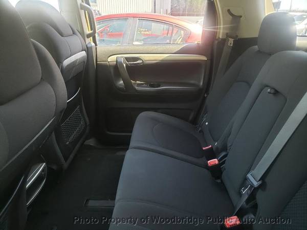 2007 Saturn Outlook AWD 4dr XE White - - by for sale in Woodbridge, District Of Columbia – photo 9