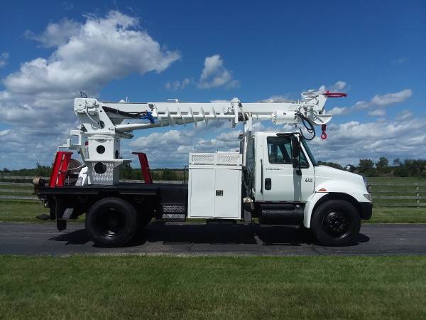 84k Miles 45' International 4300 Digger Derrick Diesel Terex Telelect for sale in Hampshire, NY – photo 6