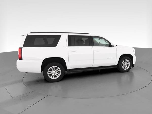 2020 Chevy Chevrolet Suburban LT Sport Utility 4D suv White -... for sale in Madison, WI – photo 12