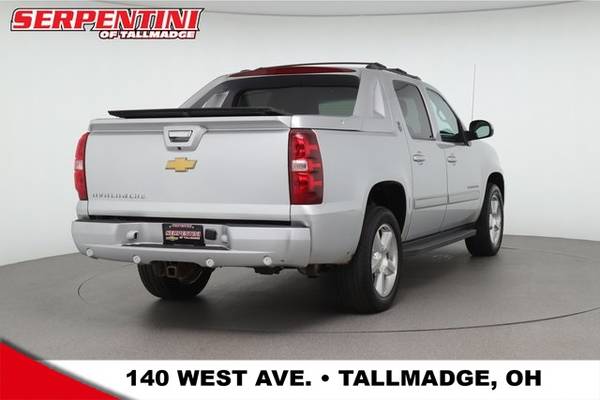2013 Chevy Chevrolet Avalanche 1500 LT pickup Silver Ice Metallic -... for sale in Tallmadge, OH – photo 5