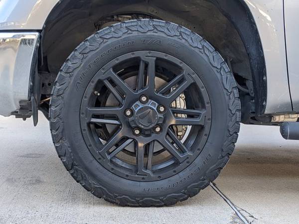 2018 Toyota Tundra 4WD SR5 4x4 4WD Four Wheel Drive SKU: JX698895 for sale in Frisco, TX – photo 19