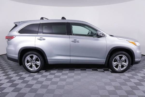 2016 Toyota Highlander Predawn Gray Mica PRICED TO SELL! for sale in Eugene, OR – photo 4