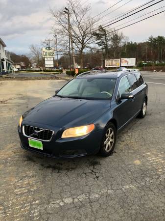 2008 Volvo V70, Runs and Drives Great! - cars & trucks - by owner -... for sale in Franklin, MA – photo 16