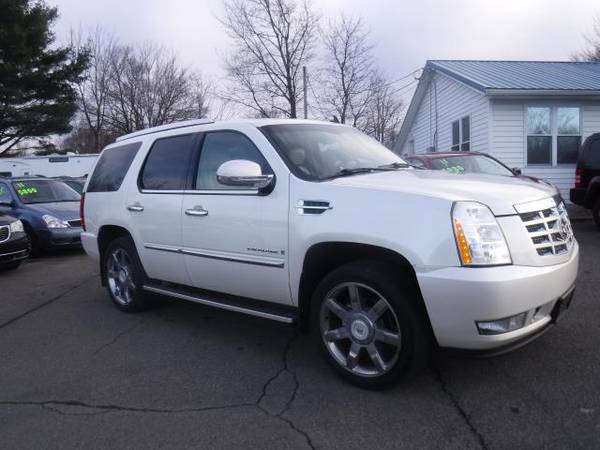 2007 Cadillac Escalade AWD 4dr - cars & trucks - by dealer - vehicle... for sale in Vestal, NY – photo 8