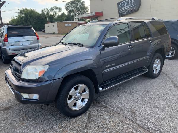 2004 Toyota 4Runner Limited 4WD V8. WARRANTY!! Clean Carfax!! Leather! for sale in Cleveland, OH – photo 2