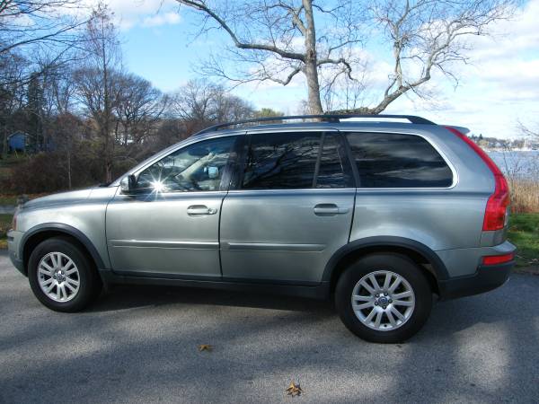 2008 Volvo XC90 All Wheel Drive Third Row Seating Must See Gorgeous... for sale in East Providence, NY – photo 17