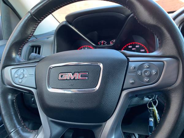 2015 GMC Canyon SLE Crew Cab 4WD - All Terrain Package! for sale in Oak Forest, IL – photo 13