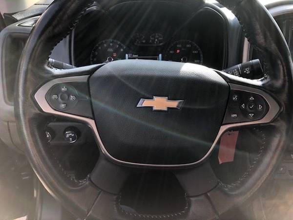 2018 Chevrolet Colorado Z71 - - by dealer - vehicle for sale in Des Moines, IA – photo 11