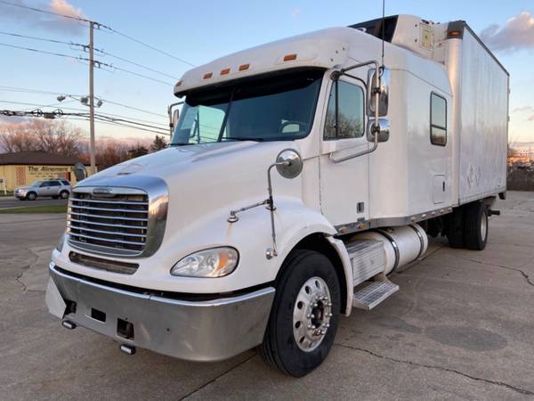 2006 FREIGHTLINER COLUMBIA DIESEL 450HP EXPEDITE REEFER TRUCK w/... for sale in Tallmadge, OH – photo 24