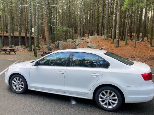 2012 Volkswagon Jetta Sel 2.5L. One owner and always garage kept -... for sale in Riverside, RI – photo 2
