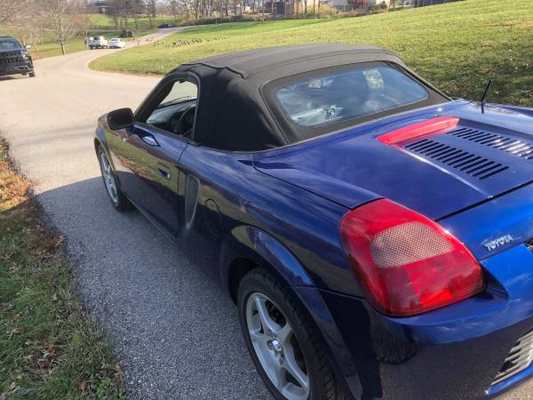 2000 Toyota MR2 Spyder - cars & trucks - by owner - vehicle... for sale in Hebron, OH – photo 11