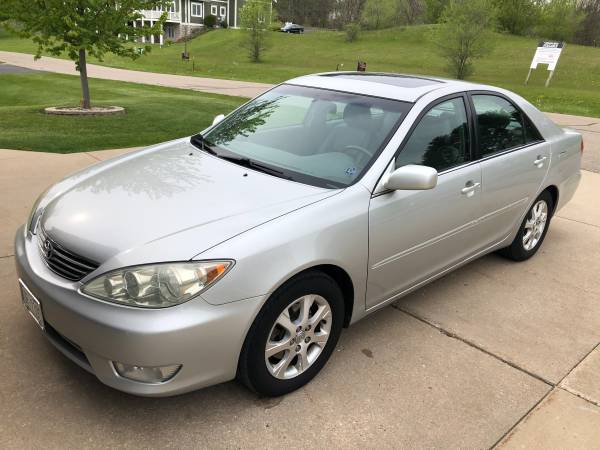 2006 Toyota Camry XLE Beautiful condition for sale in Baraboo, WI – photo 2
