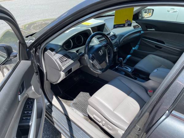2009 Honda Accord EXL SUNROOF LEATHER NAVIGATION 4 Cly - cars & for sale in Westport , MA – photo 11