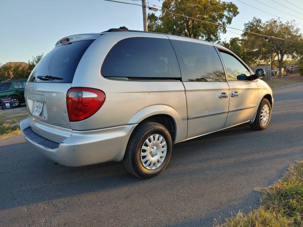 2001 Dodge Grand Caravan - cars & trucks - by owner - vehicle... for sale in New Braunfels, TX – photo 4
