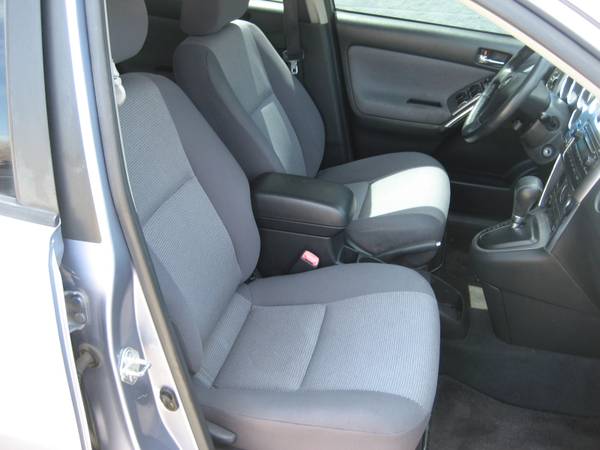 2005 Toyota Matrix XR - - by dealer - vehicle for sale in Longmont, CO – photo 19