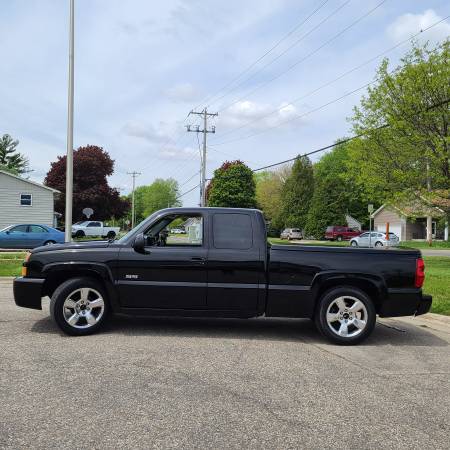 2003 Chevy Silverado SS for sale in Other, IN – photo 4