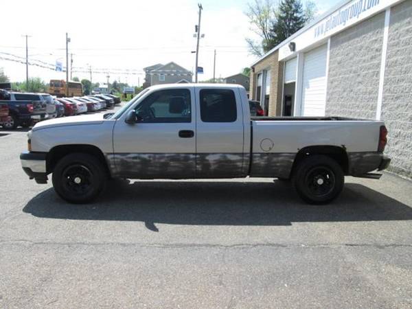 2006 Chevrolet Silverado 1500 Work Truck 4dr Extended Cab 4WD 6.5 ft. for sale in Cambridge, OH – photo 4