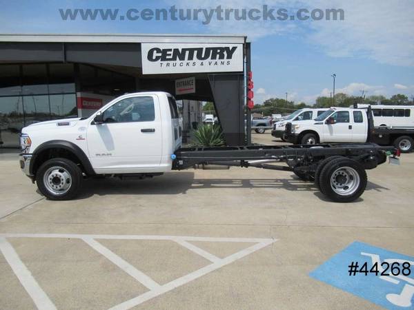 2019 Ram 5500 REGULAR CAB WHITE For Sale! - cars & trucks - by... for sale in Grand Prairie, TX – photo 3