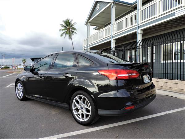 2015 Ford Focus SE ~ Great Condition!! ~ Gas Saver! - cars & trucks... for sale in Honolulu, HI – photo 4