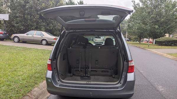 41 SERVICE RECORDS-DEALER MAINTAINED-SILVER HONDA ODYSSEY EX - SEATS... for sale in Hiram, GA – photo 11