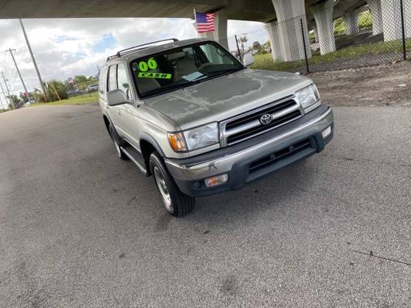 2000 Toyota 4Runner SR5 2WD - cars & trucks - by dealer - vehicle... for sale in West Palm Beach, FL – photo 5