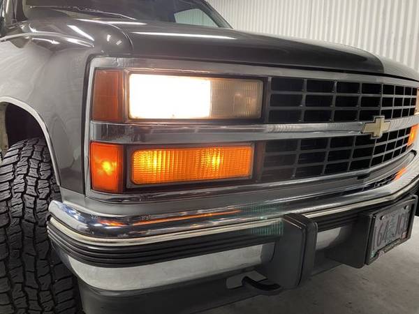 1992 Chevrolet 2500 Extended Cab - CLEAN TITLE & CARFAX SERVICE for sale in Portland, OR – photo 24