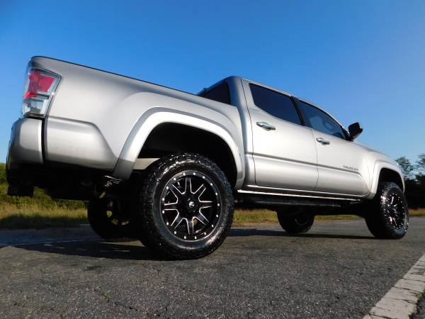 LIFTED 16 TOYOTA TACOMA LIMITED DOUBLE CAB 4X4 *SUNROOF* LOW MILES!!... for sale in KERNERSVILLE, SC – photo 4