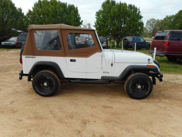 1989 Jeep Wrangler 4cy Manual - - by dealer - vehicle for sale in West Point MS, MS – photo 4