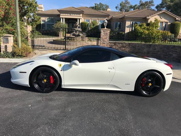 2014 Ferrari 458 Italia White/Red Perfect Condition ! 4300 Miles -... for sale in Los Gatos, CA – photo 2