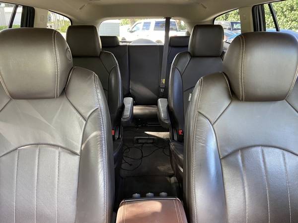 2013 Buick Enclave Leather 3RD Row SUV 1-OWNER Roof Rack Tow Package... for sale in Okeechobee, FL – photo 22