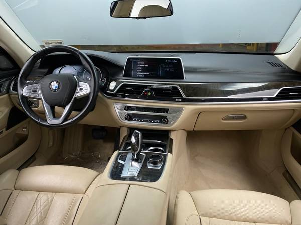 2016 BMW 7 Series 750i xDrive Sedan 4D sedan Black - FINANCE ONLINE... for sale in Fresh Meadows, NY – photo 21
