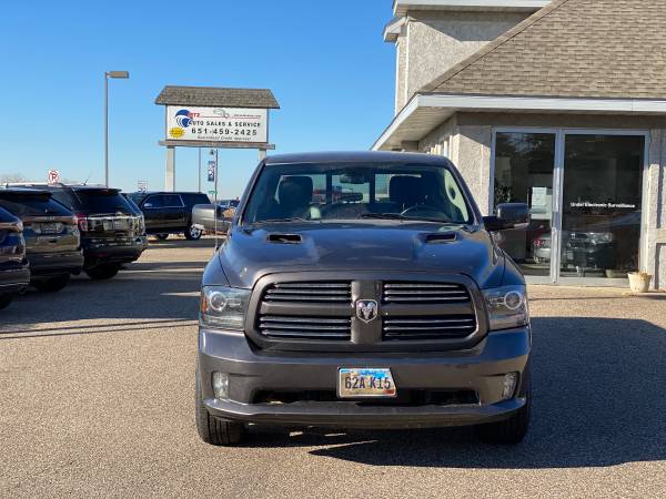 🔥 2016 RAM 1500 HEMI Sport (ONLY 88K MILES) - cars & trucks - by... for sale in Cottage Grove, WI – photo 2