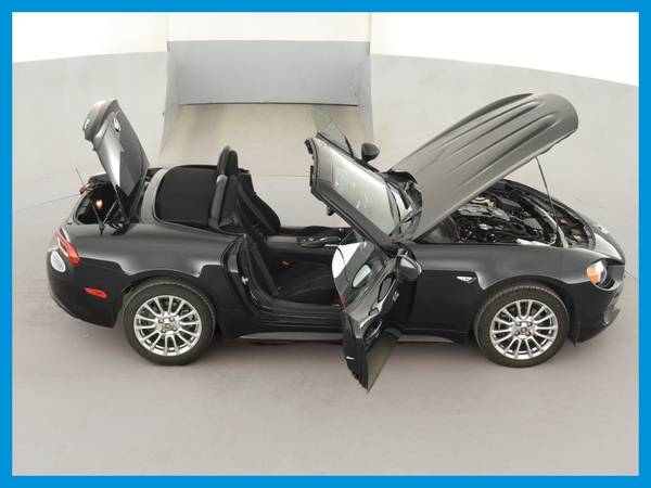 2017 FIAT 124 Spider Classica Convertible 2D Convertible Black for sale in Indianapolis, IN – photo 20