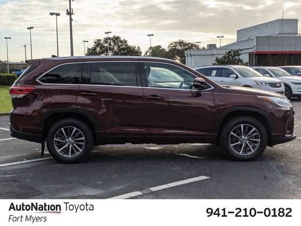 2017 Toyota Highlander XLE SKU:HS222348 SUV - cars & trucks - by... for sale in Fort Myers, FL – photo 5
