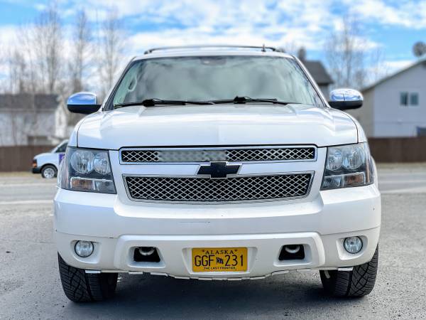 2008 Chevrolet Avalanche 4WD LTZ 6 0 V8 - - by dealer for sale in Anchorage, AK – photo 3