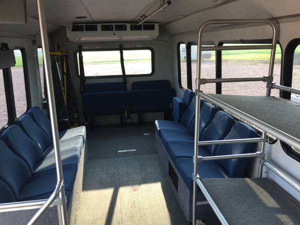2013 ford E450 shuttle bus - cars & trucks - by owner - vehicle... for sale in Saint Helena, IA – photo 4