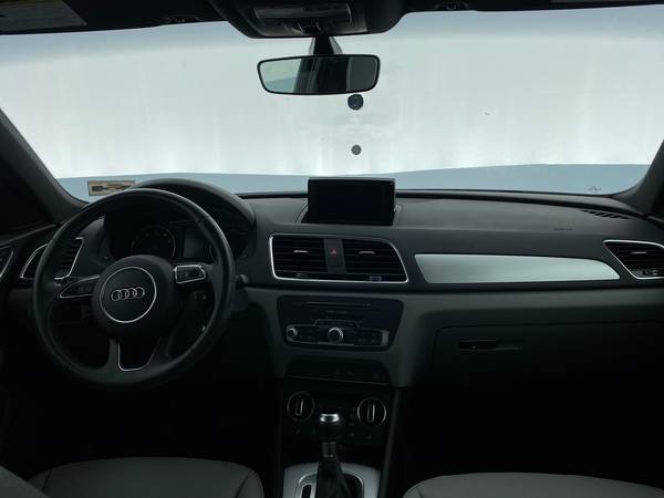 2018 Audi Q3 Premium Sport Utility 4D suv Black - FINANCE ONLINE -... for sale in Fort Lauderdale, FL – photo 21