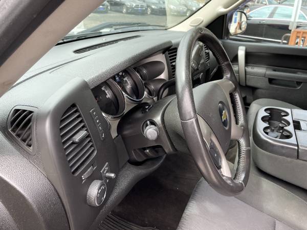 2013 Chevrolet Silverado 1500 4WD Ext Cab 143 5 LT for sale in North Oxford, MA – photo 13