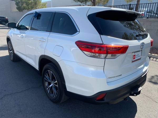 2019 Toyota Highlander 3ROW SUV GREAT FOR FAMILY! for sale in Las Vegas, NV – photo 11