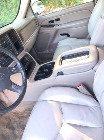 SMOGGED 2005 Chevy Tahoe XL-Leather-3rd Row Seat!! ($3950) - cars &... for sale in Gardena, CA – photo 6