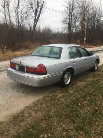 Mercury Grand Marquis LS - cars & trucks - by owner - vehicle... for sale in Manitowoc, WI – photo 3