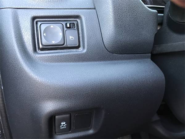 2014 Nissan Versa 1.6 SL sedan Magnetic Gray Metallic - cars &... for sale in El Paso, TX – photo 17