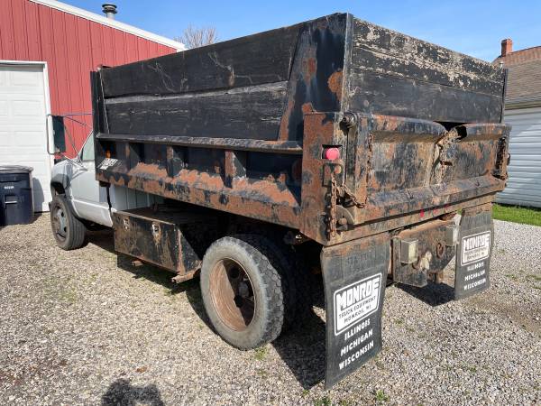 2001 Chevy Dump Truck for sale in Lancaster, OH – photo 3