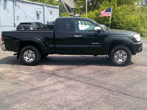 2012 Toyota Tacoma 4X4 Access Cab for sale in TROY, OH – photo 4