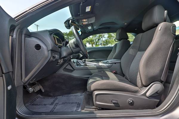 2017 Dodge Challenger SXT Coupe Granite Pearlc for sale in Oak Forest, IL – photo 10