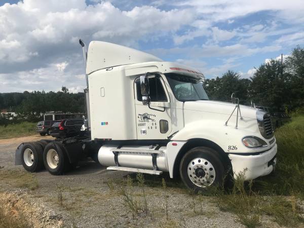 2007 Freightliner Columbia - cars & trucks - by owner - vehicle... for sale in Trussville, AL – photo 6